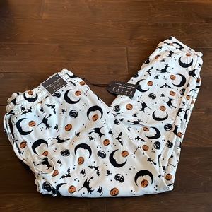 Womens Pajama Pants Halloween Themed  Print NWT Witch On Broom Bats